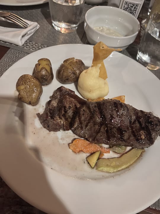 Gastro Hotel Grand Palladium Palace Resort, Spa & Casino