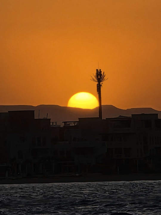 Strand Serry Beach Resort