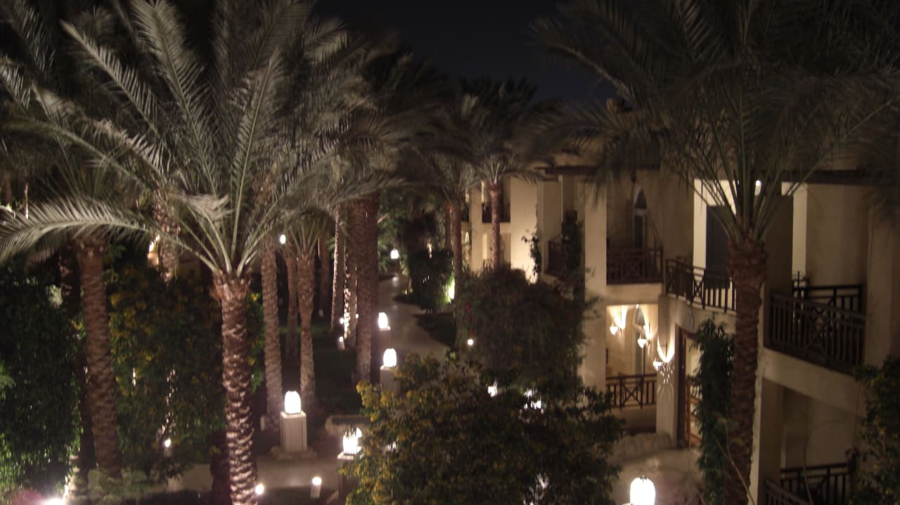 Gartenanlage bei Nacht The Grand Hotel Sharm El Sheikh