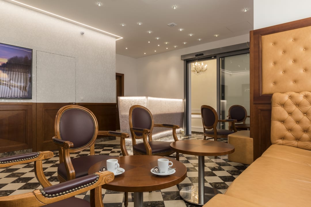 Lobby Vienna Grand Apartments City