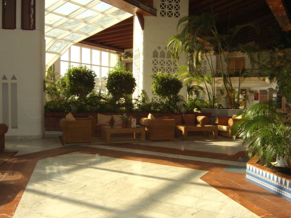 Hotelhalle Nähe Rezeption H10 Timanfaya Palace - Adults only