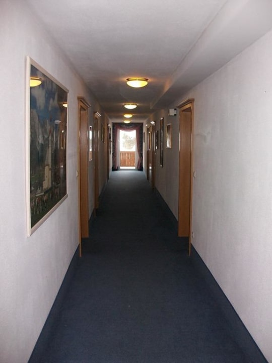 Hotelflur Hotel Bergland-Hof