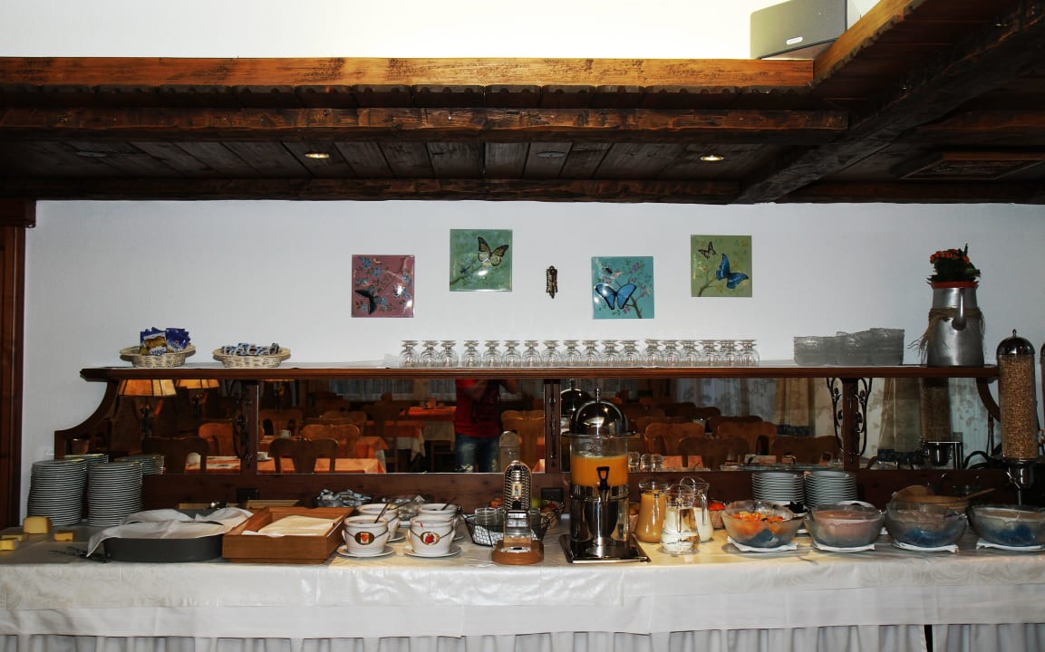 Von dem Frühstück  Hotel Butterfly, BW Signature Collection Hotel