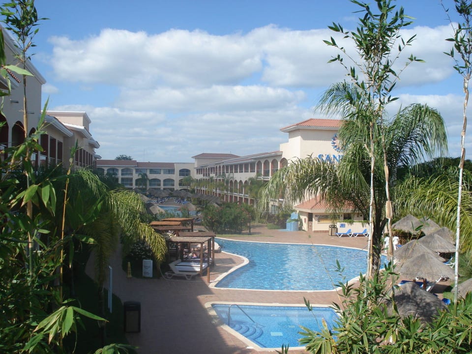 Kleiner Nebenpool Sandos Playacar Beach Resort