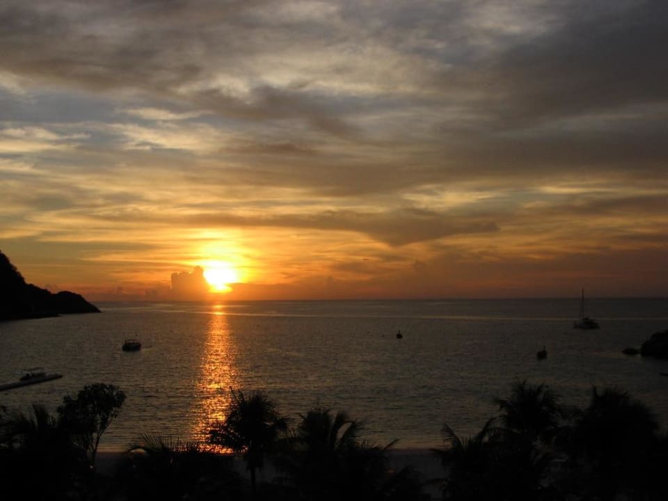 The Racha Resort Hotel The Racha