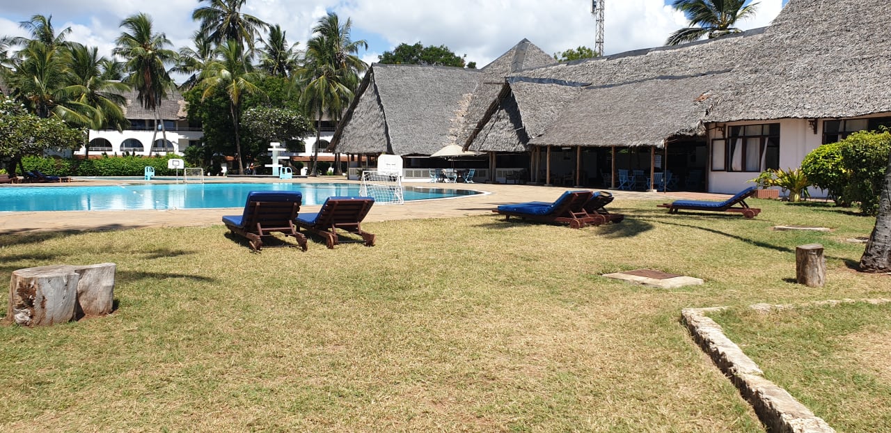 Pool Reef Hotel Mombasa