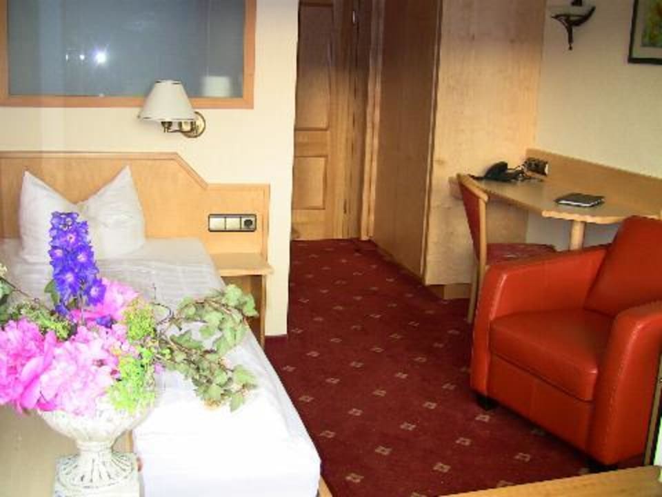 Gut behütet Hotel Garni Bergidyll