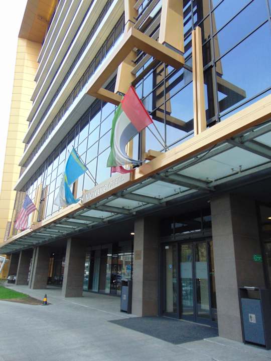 Lobby Mercure Almaty City Center