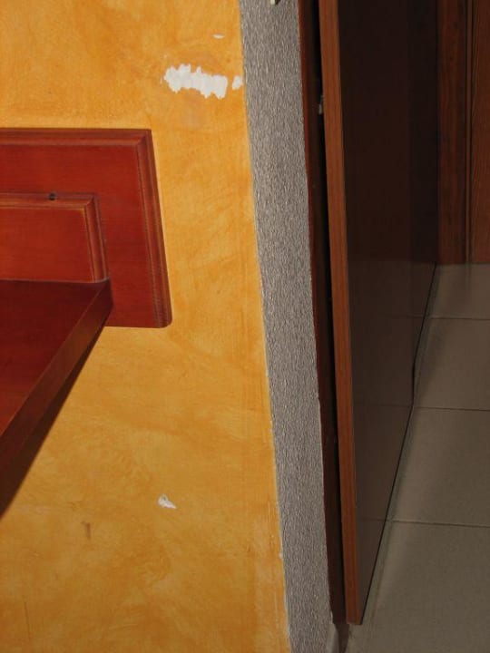 Wände im Zimmer Green Garden Aparthotel