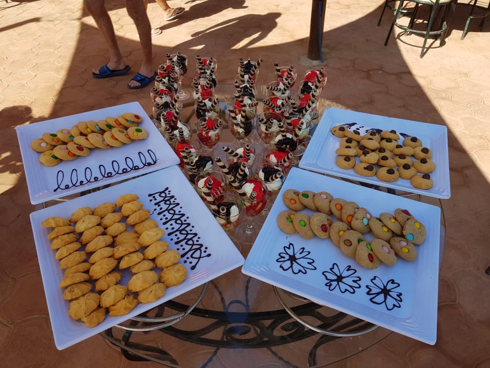 Gastro Three Corners Sea Beach Resort