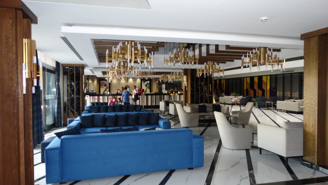 Lobby Arnor de Luxe Hotel & Spa