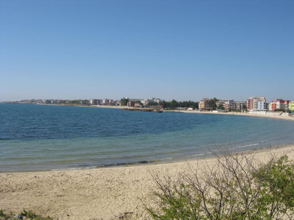 Rechts liegend vom Hotel Sol Nessebar Palace