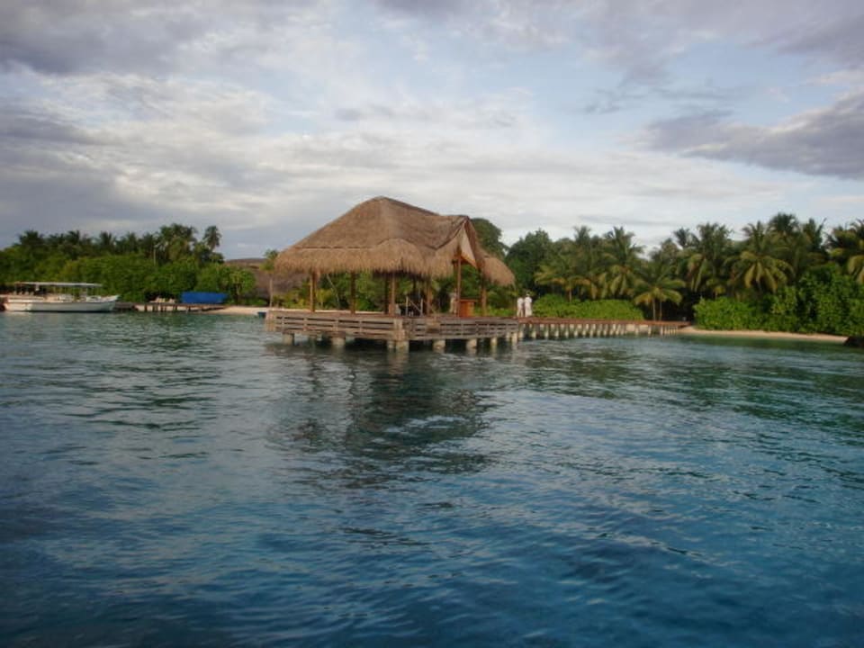 Empfangssteg Kuramathi Maldives