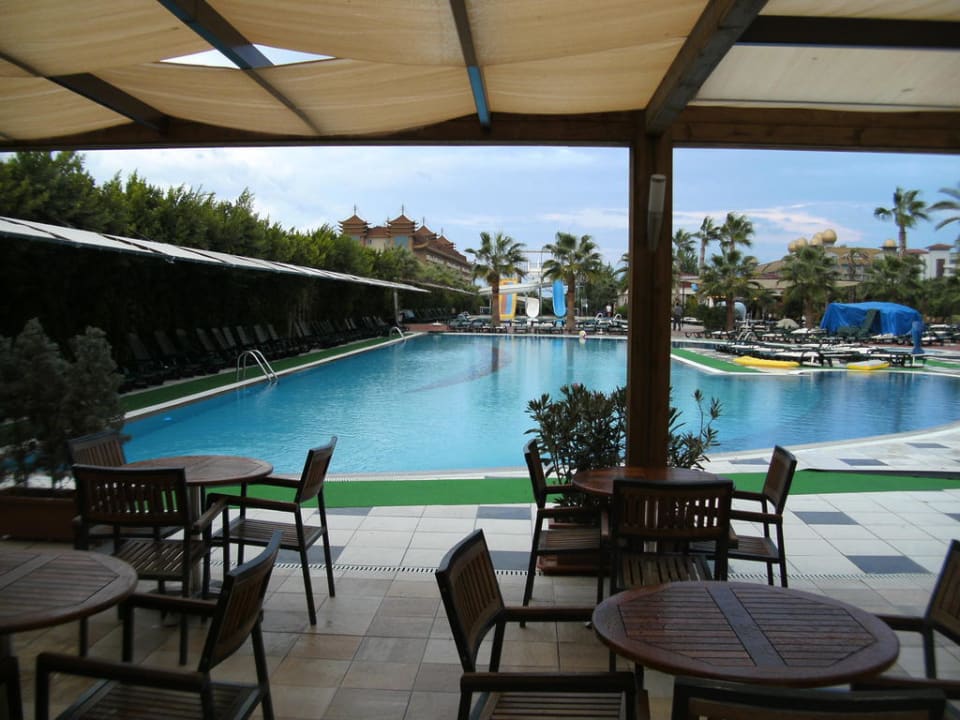 Pool & Poolbar Hane Family Resort