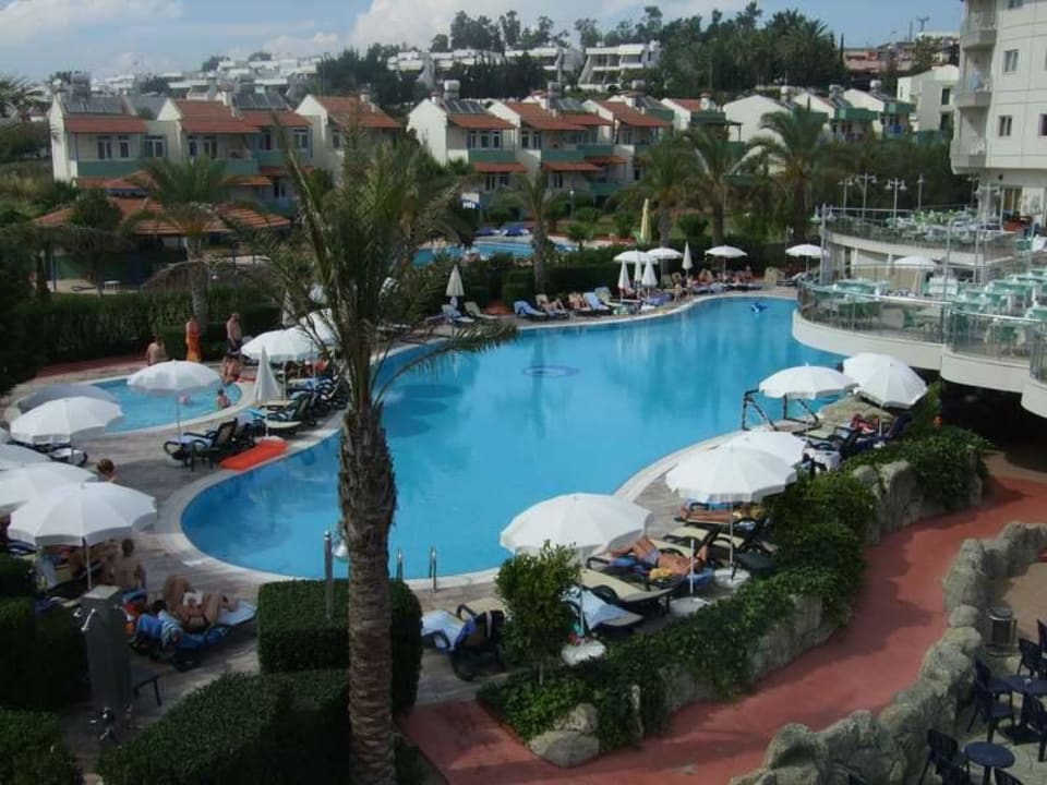 Swimmingpool Side Sun Hotel