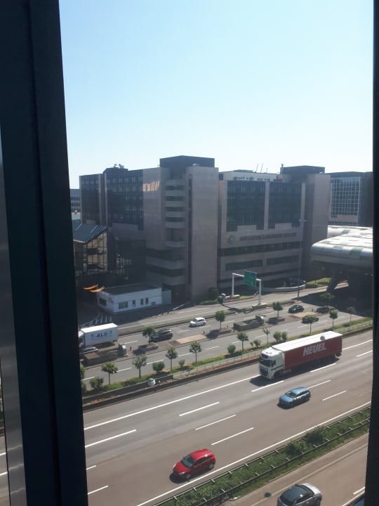 Ausblick Hilton Garden Inn Frankfurt Airport