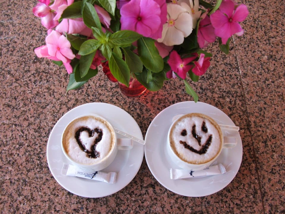 Lecker Cappucino Beach Albatros Resort