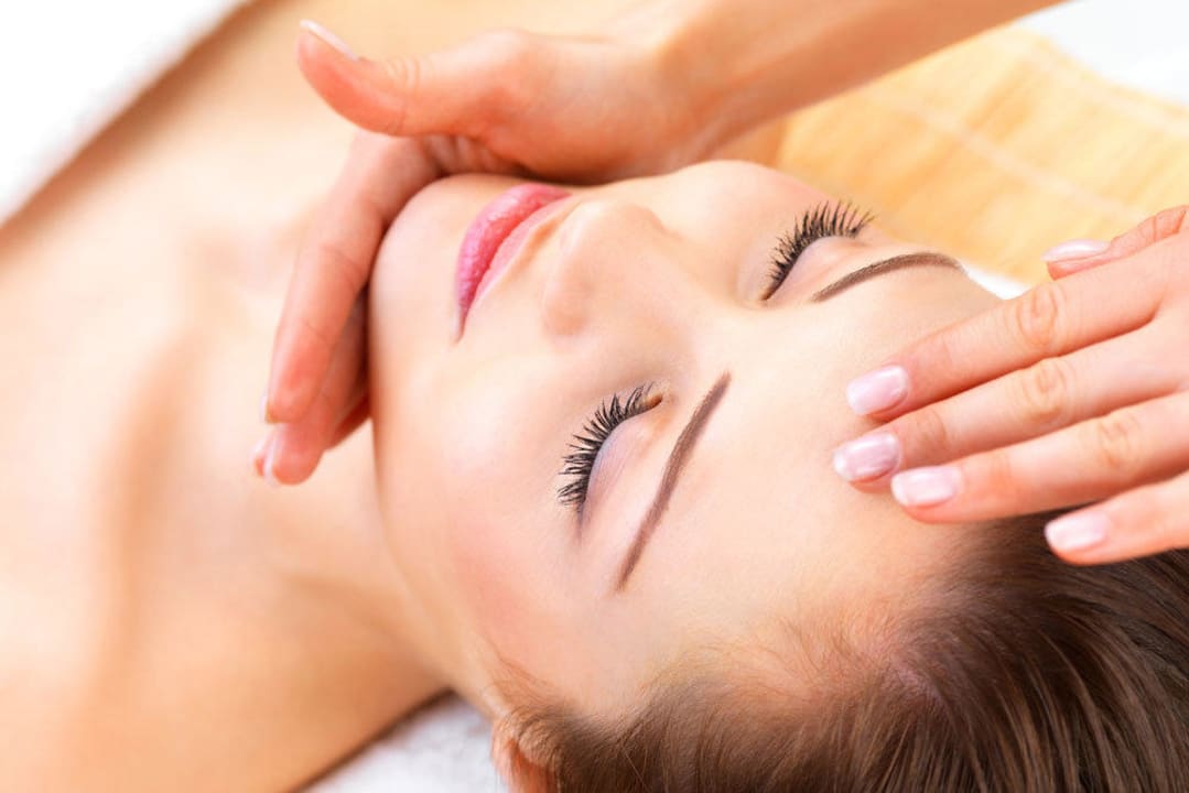 Wohlfühlen bei der Gesichtsbehandlung Schlosshof - der Urlaubsbauernhof