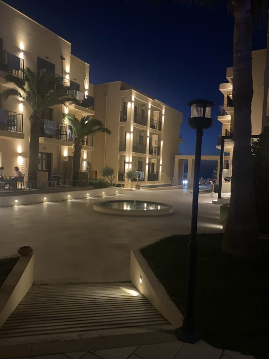 Außenansicht Hotel Atlantis Beach