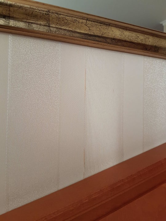 Zustand der Tapete Schlosshotel Bad Wilhelmshöhe Conference & Spa