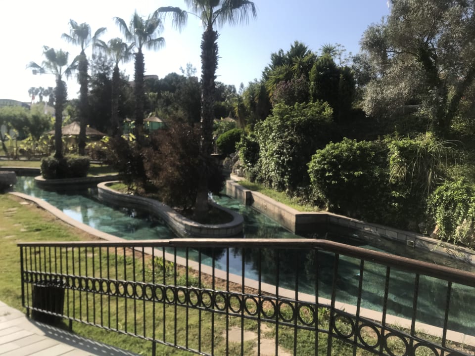 Pool Club Grand Side