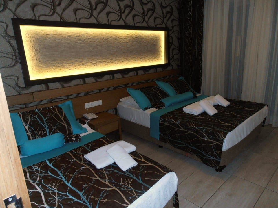 Schöne neue Zimmer Saphir Hotel & Villas