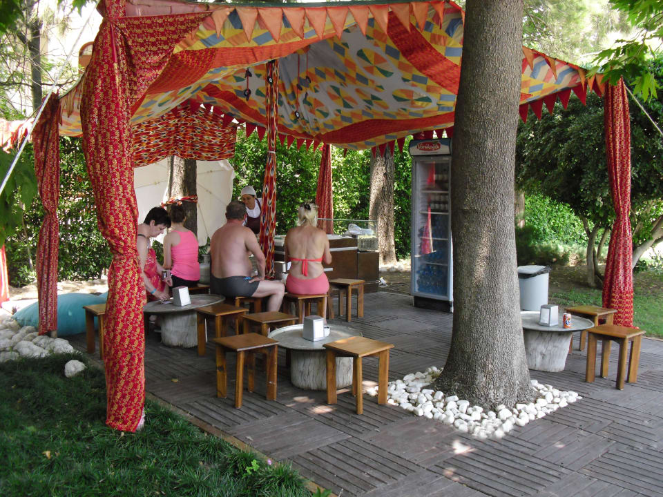 Fladenbrot-Zelt im Garten Side Star Elegance