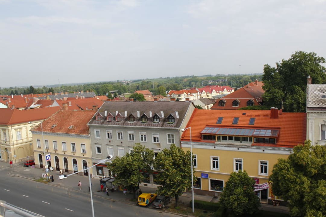 Ausblick Zimmer 5.OG Hotel Arany Barany