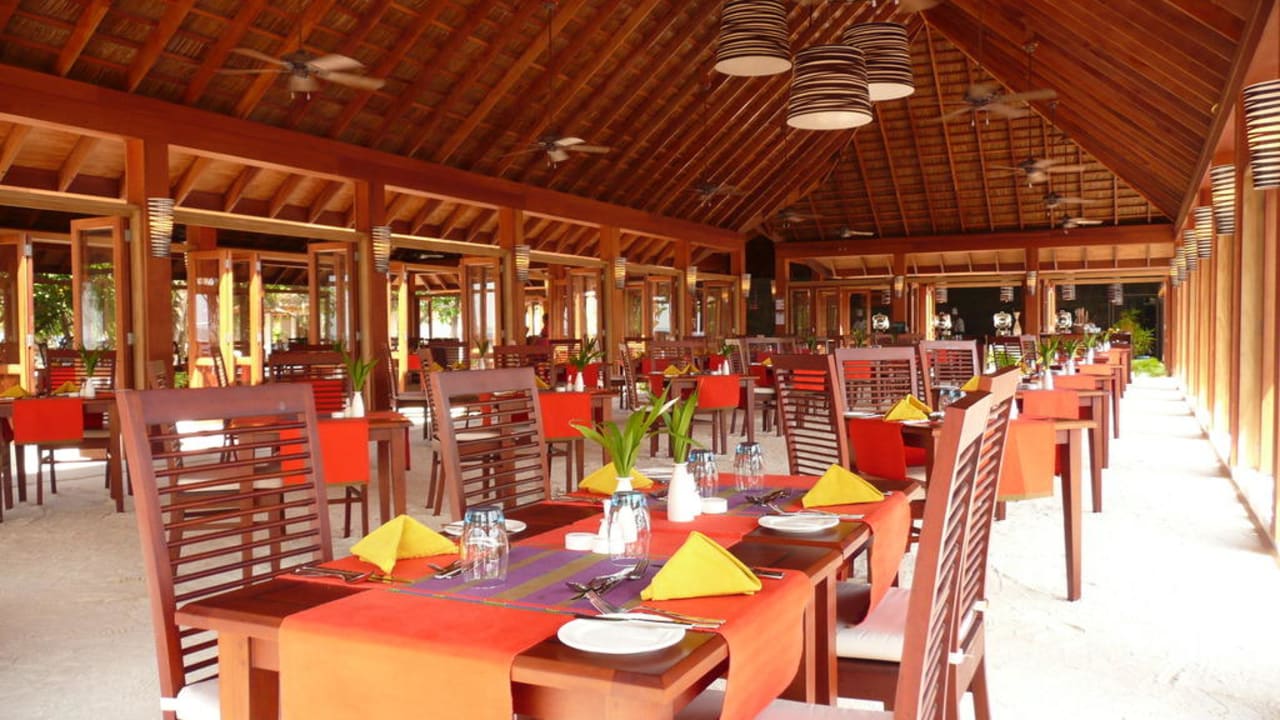 Restaurant Jacuzzi-Villen und Water-Villen Vilamendhoo Island Resort & Spa