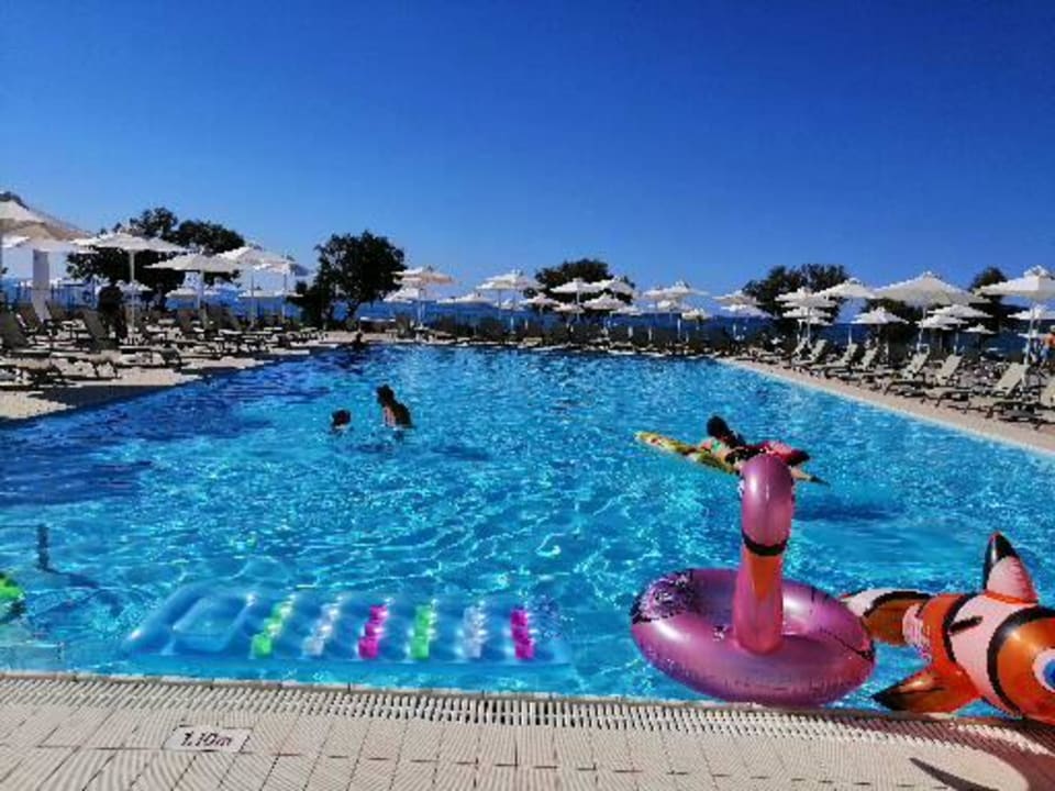 Pool Domes Aulūs Zante, Autograph Collection