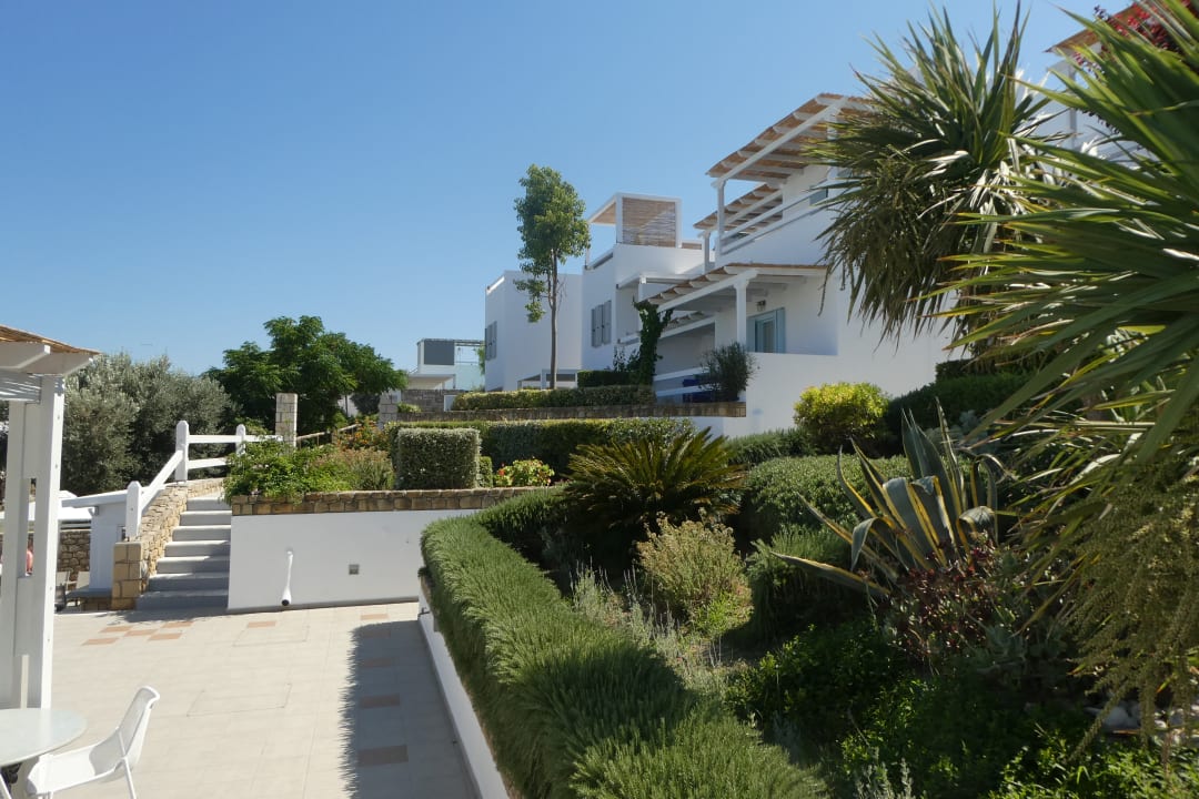 Gartenanlage Hotel Perigiali