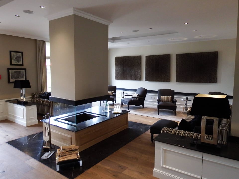 Lounge in der Lobby Naturresort & Spa Schindelbruch