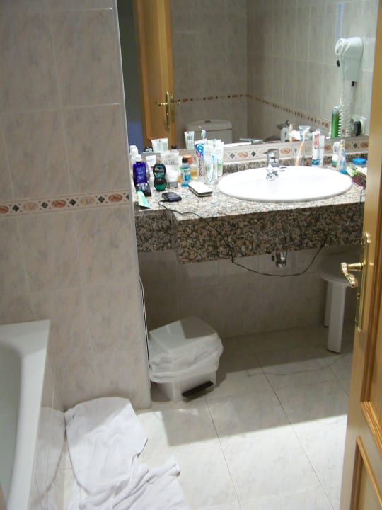 Bad Universal Hotel Laguna