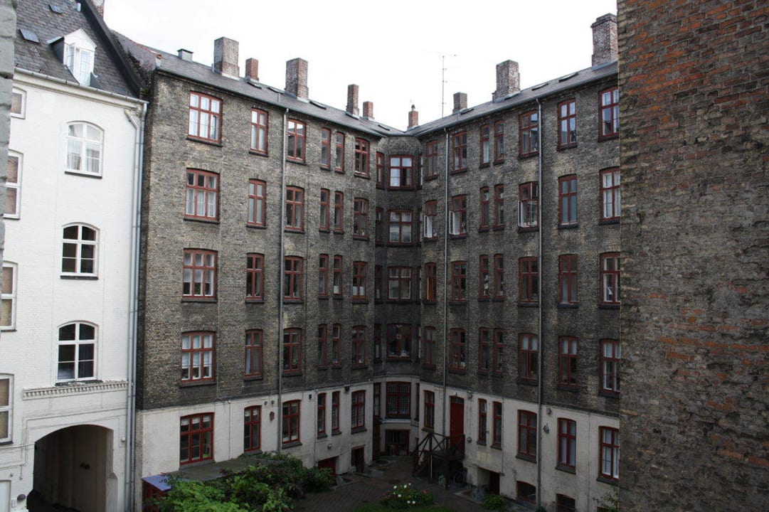 Ausblick zum Innenhof Hotel Copenhagen Strand