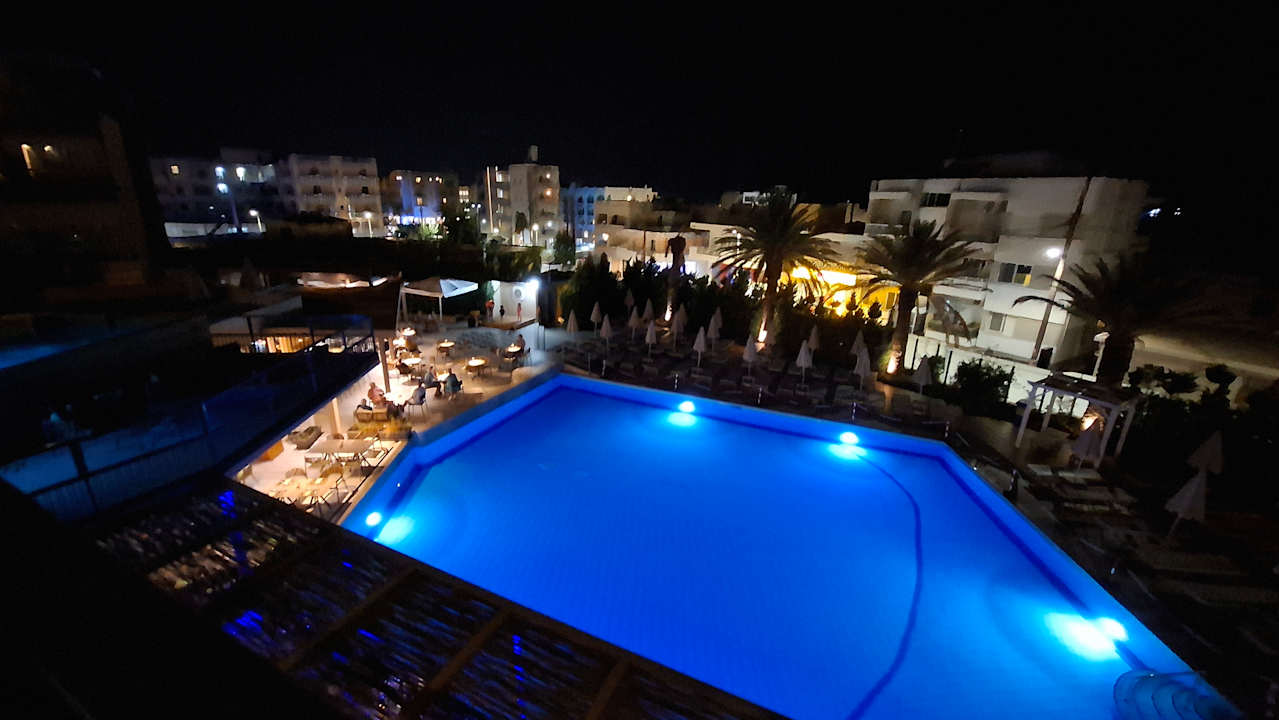 Pool Hotel Minos