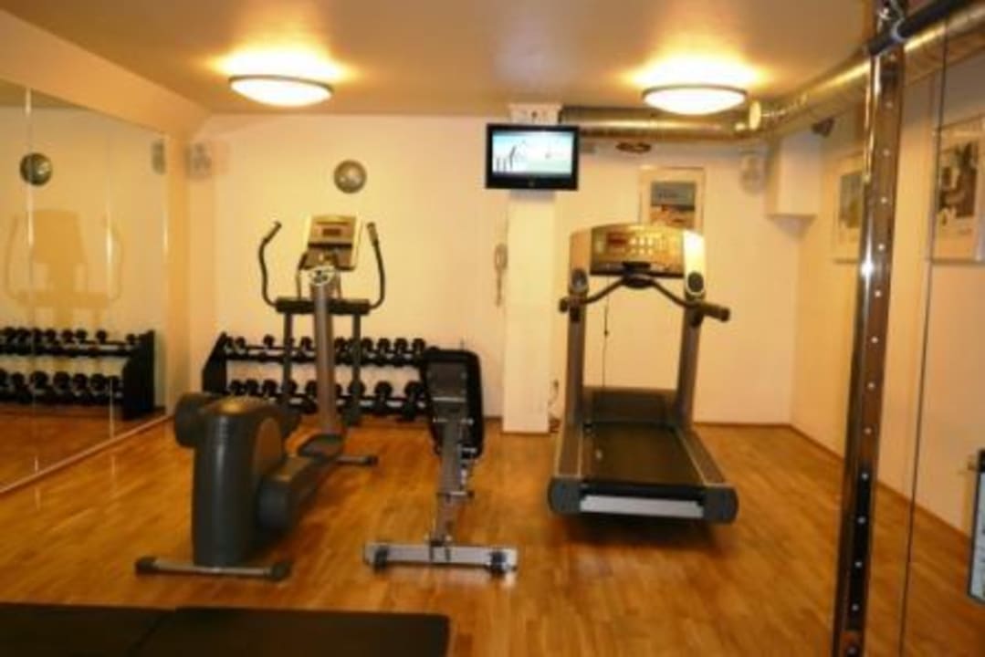 Fitnessraum Hotel Radisson Blu 1919