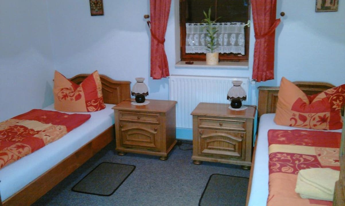 Betten (Doppelzimmer) Waldhotel Zu den drei grauen Ziegenböcken