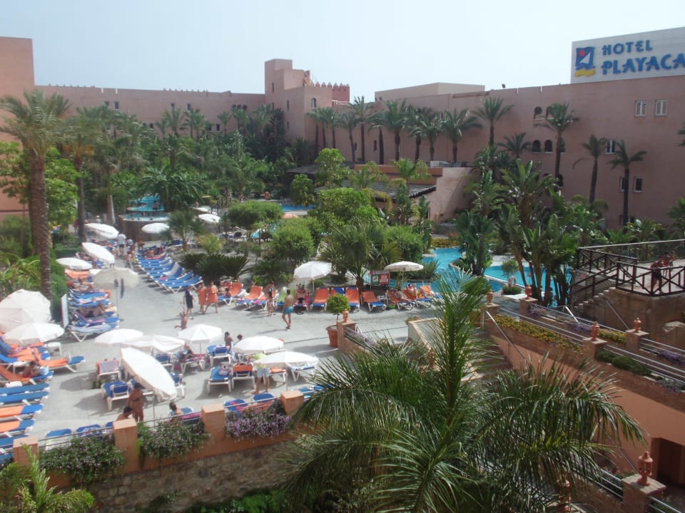 Innenpoolanlage Playacálida Hotel