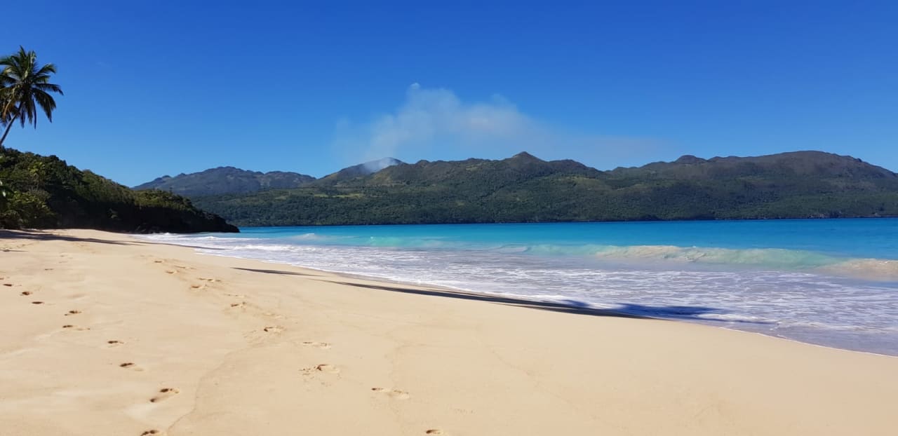 Strand Wyndham Alltra Samana