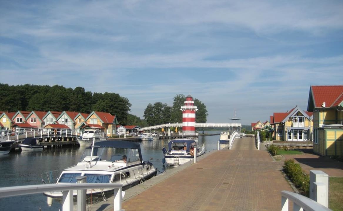 Hafendorf Rheinsberg Ferienhäuser Sarcon Marinapark Rheinsberg