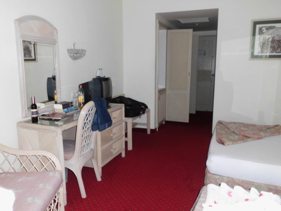 Zimmeransicht vom Balkon aus Aska Hotel Just in Beach