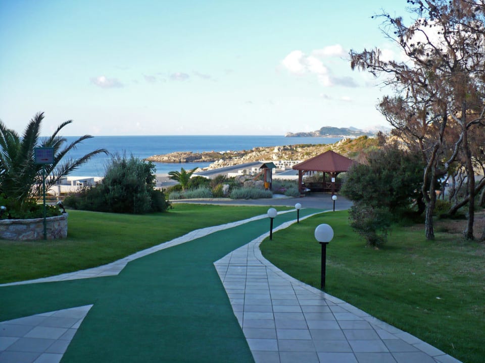 Weg zum Strand Hotel Kalithea Mare Palace