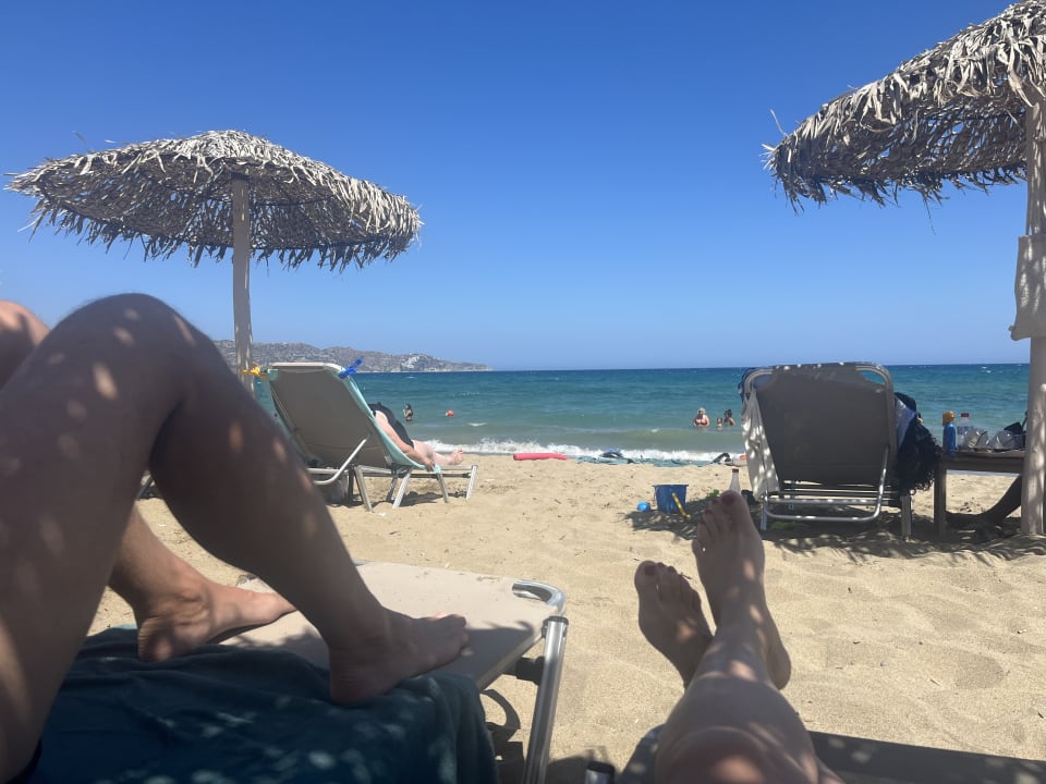 Strand Petousis Hotel & Suites