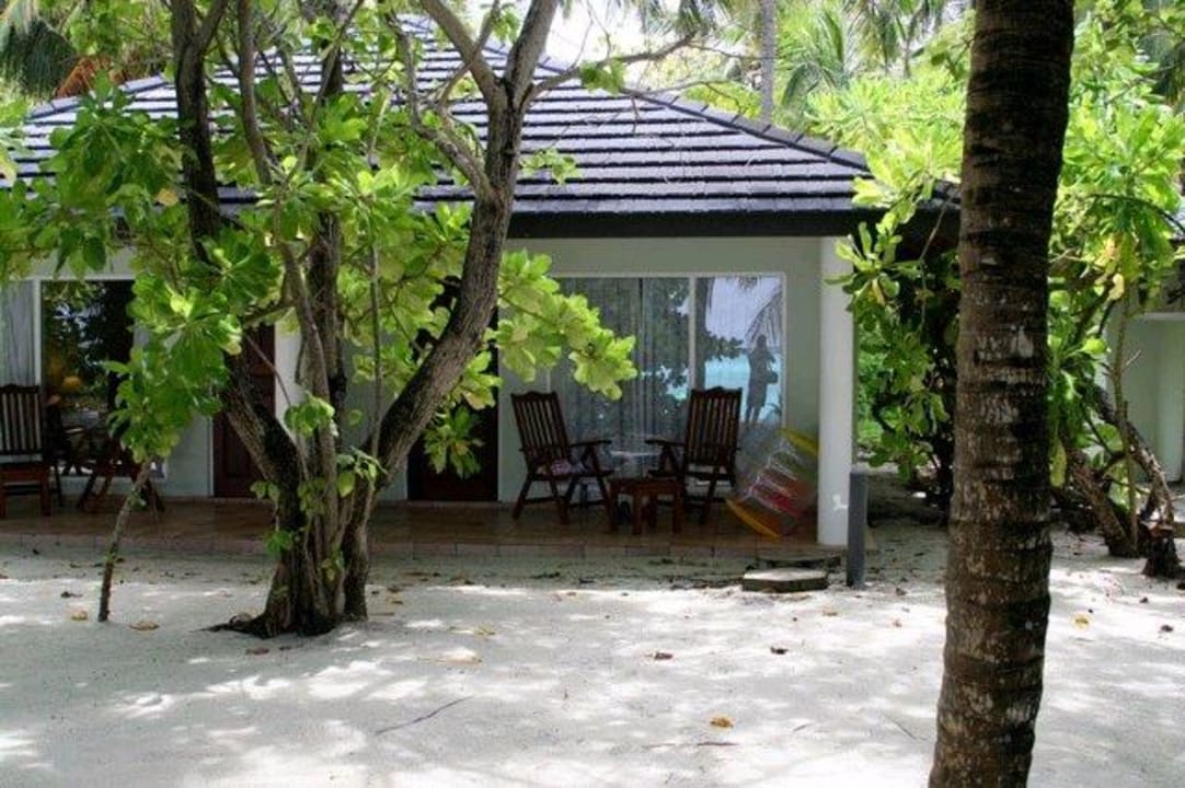Super Deluxe Bungalow vom Strand aus gesehen Villa Park Sun Island