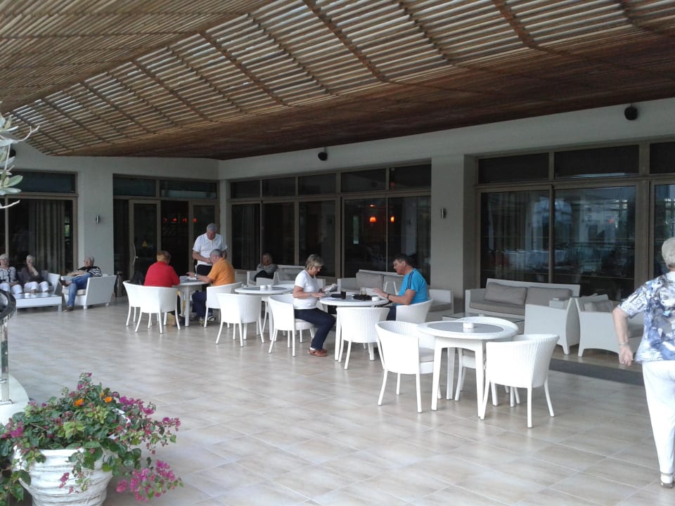 Terrasse Port Side Resort Hotel