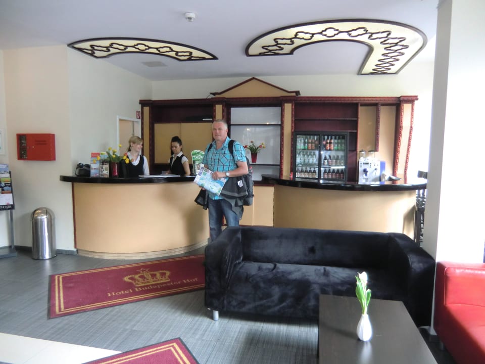 Supernette Rezeption Hotel Budapester Hof