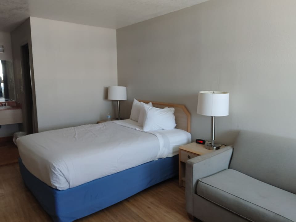 Zimmer Days Inn Bullhead City