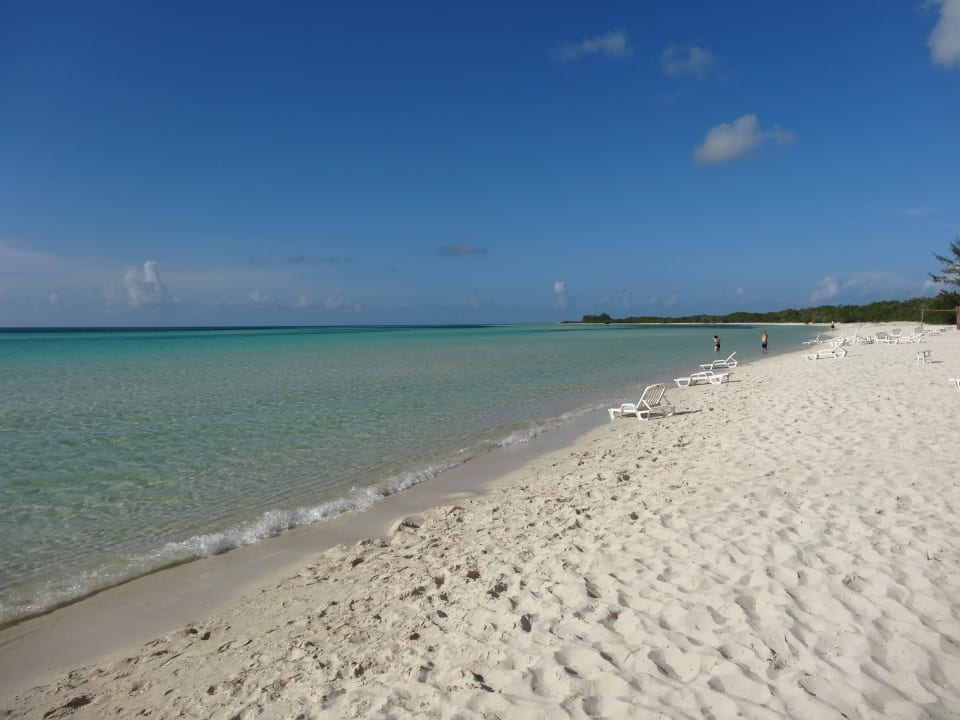 Strand so weit das Auge reicht Memories Caribe Beach Resort