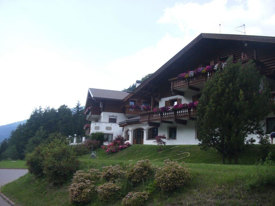 Aussenansicht Hotel Garni Apartments Mirabel