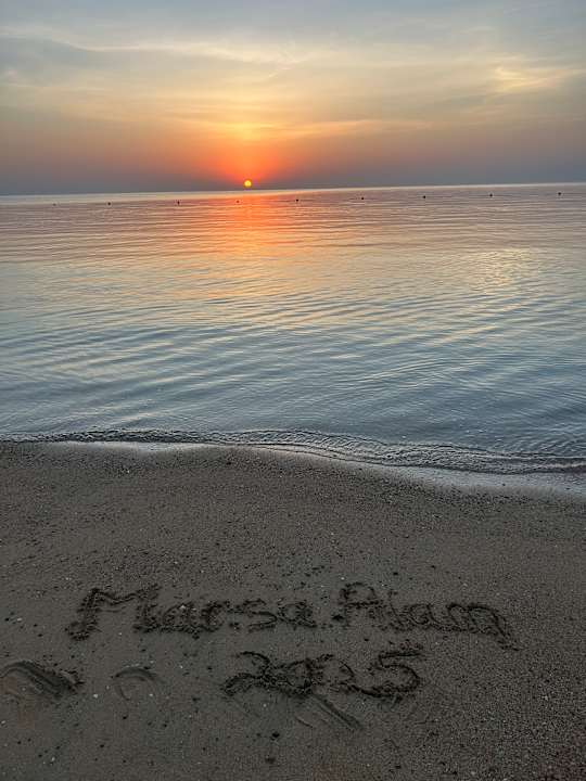 Strand SUNRISE Anjum Resort
